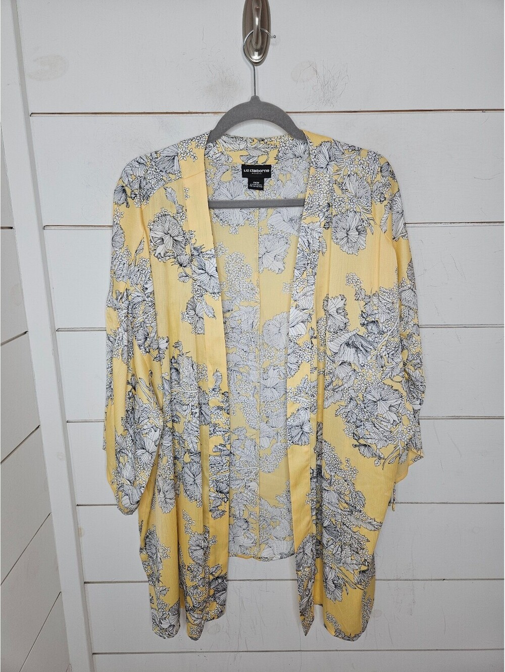 Liz Claiborne 2X/3X yellow with black & white flowers open front blouse cardigan